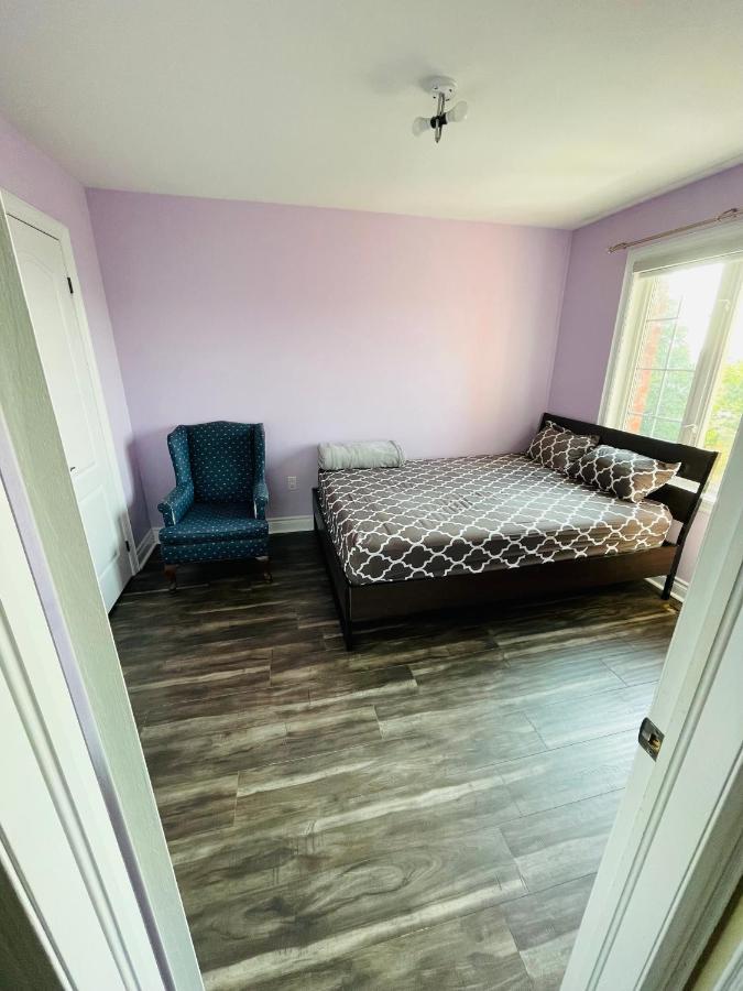 Jazzy Home Stay Mississauga Exterior photo